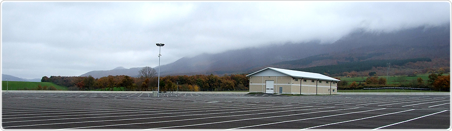Campa de alamcenamiento de veh&iacute;culos